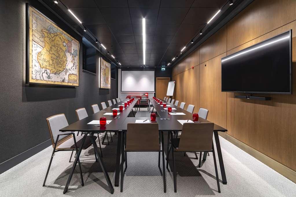 Radisson Red Tbilisi Hotel Facilități foto
