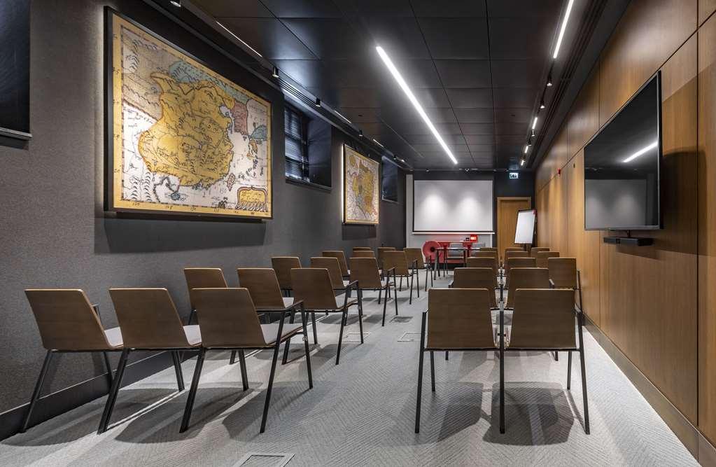 Radisson Red Tbilisi Hotel Facilități foto
