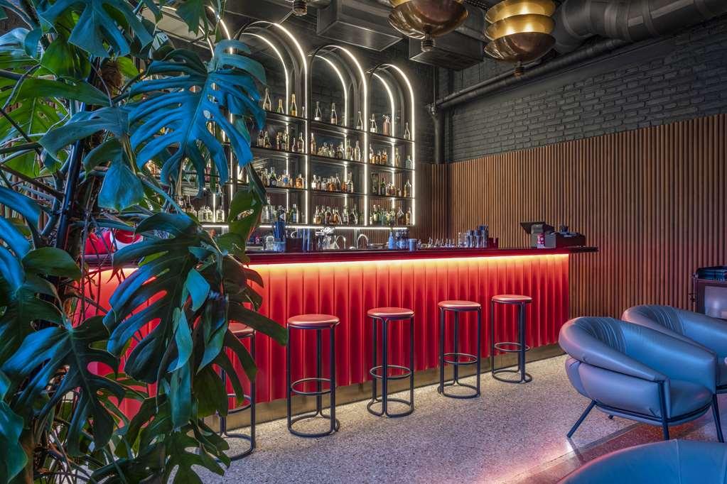 Radisson Red Tbilisi Hotel Restaurant foto
